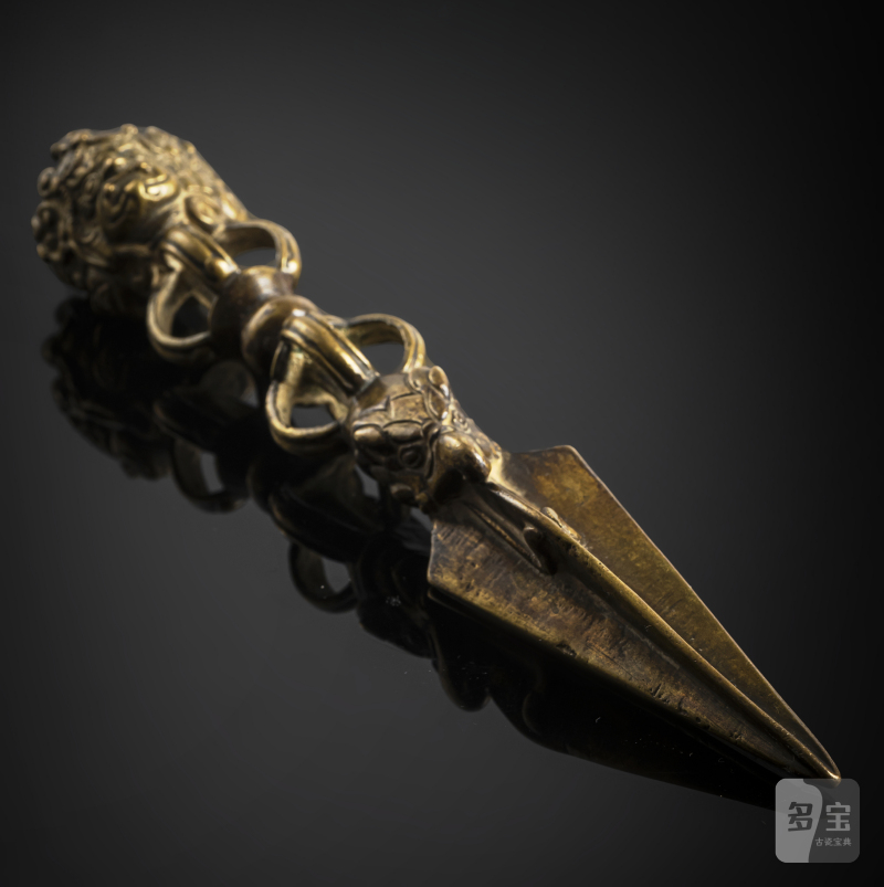 Ritual dagger phurbu made of brass or bronze respectively - 图4